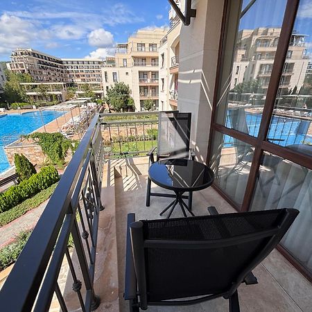 Sorrento - Menada Apartments Sveti Vlas Eksteriør billede